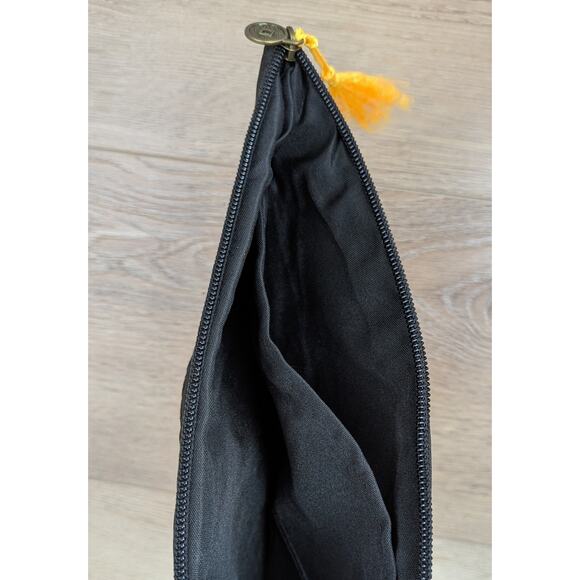 NEW Boho Ethnic Embroidered Wristlet Clutch Bag Colorful Bright Floral Fabric - Picture 8 of 8